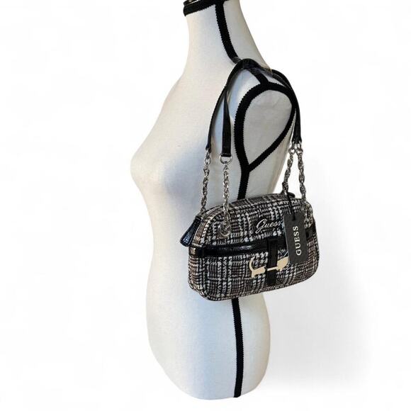 RARE vintage Guess MinI Bag Deadstock NWT. - Picture 3 of 8